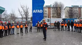 Van'da İmamlar AFAD Gönüllüsü Oldu