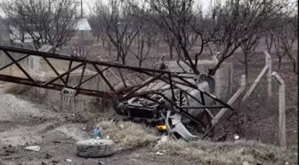 Malatya'da konteyner kabinine çarpan otomobil takla attı, 2 kişi yaralandı