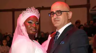 Rizeli Ramazan Öztürk, Afrika'da Polis Ceza Yazarken Hayatının Eşiyle Tanışarak Evlendi