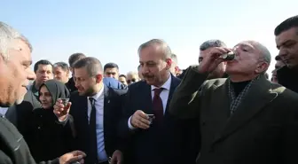 AK Parti'nin Mardin Büyükşehir Belediye Başkan Adayı Abdullah Erin Coşkuyla Karşılandı