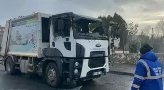 Çorlu'da çöp kamyonunda çıkan yangın söndürüldü