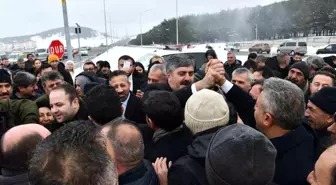 Ardahan'da Cumhur İttifakı'nın Belediye Başkan Adayı Yunus Baydar Coşkuyla Karşılandı