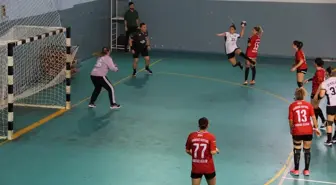 Bursa Büyükşehir Belediyespor, Tekirdağ Süleymanpaşa'yı 35-27 mağlup etti