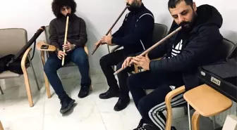 Adıyaman Belediyesi Kültür ve Eğitim Merkezi'nde Öğrencilere Sanat Eğitimi Veriliyor