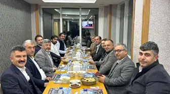 AK Parti Gediz İlçe Başkanı Osman Yılmaz, aday adaylarıyla bir araya geldi