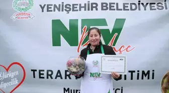 Diyarbakır Yenişehir Belediyesi, Nev Bahçe'de Kadınlara Teraryum Eğitimi Verdi