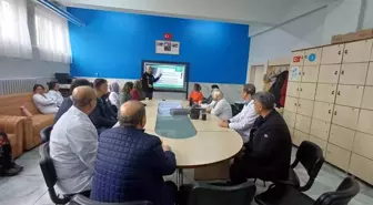 Elazığ'da polis ekipleri eğitim kurumlarında narkorehber eğitimi verdi