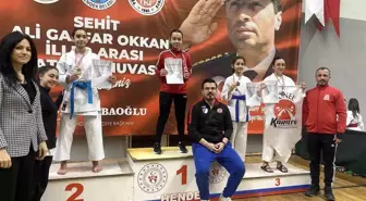 Kaynaşlı Belediye Spor Kulübü, Şehit Emniyet Müdürü Ali Gaffar Okkan Anısına Düzenlenen Karate Turnuvasında 9 Madalya Kazandı