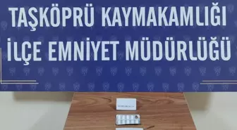Kastamonu'da kağıt mendile emdirilmiş uyuşturucu ele geçirilen zanlı yakalandı