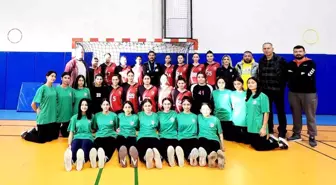 Kepez Belediyesi Kadın Hentbol Takımı, Play-off Biletini Aldı