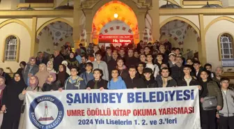 Şahinbey Belediyesi 174 Öğrenciyi Umre'ye Uğurladı