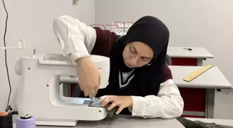 Konya Mahmut Sami Ramazanoğlu Anadolu İmam Hatip Lisesi Öğrencileri Tatillerde Okulda Çalışmayı Tercih Ediyor