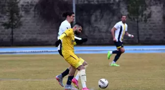 Talasgücü Belediyespor, Tarsus İdman Yurdu'nu 2-0 mağlup etti