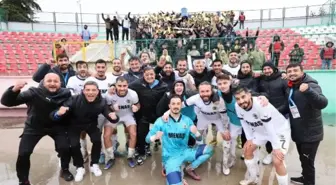 Menemen Futbol Kulübü, Isparta 32 Spor'u deplasmanda yenerek Play-Off hedefini sürdürdü