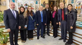 Artvin Valisi Cengiz Ünsal, Ardanuç ilçesinde esnafla bir araya geldi