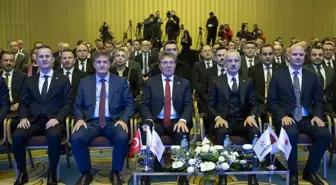 Türk Savunma Sanayisi Deniz Platformlarıyla Öne Çıkıyor