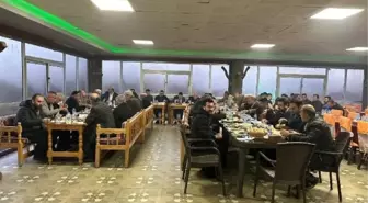 Diyarbakır Kaymakamı Kavga Eden Aileleri Barıştırdı