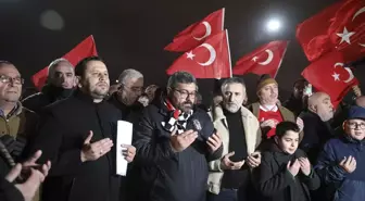 İstanbul'da taksiciler şehitler için bir araya geldi