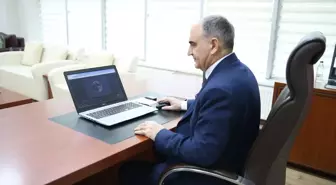 Konya Valisi Vahdettin Özkan, 2023'e damga vuran olaylara ait fotoğraflara oy verdi