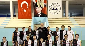 Hasketbol Spor Kulübü'nde 58 Kardeş Birlikte Antrenmanlara Katılıyor