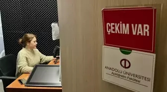 Anadolu Üniversitesi Açıköğretim Fakültesi Öğrencilerine Dijital Materyaller Sunuyor