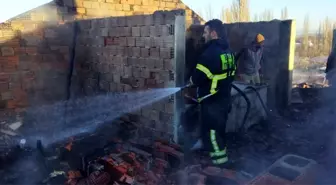 Kütahya'da Çatı Katında Yangın