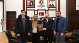 Erzurum Teknik Üniversitesi öğrencisi Fatma İrşat Yılmaz, Artistik Buz Pateni branşında altın madalya kazandı