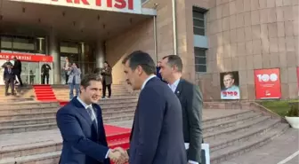 CHP Genel Başkanı Özgür Özel, TİP Genel Başkanı Erkan Baş ile görüştü