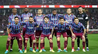 Trabzonspor'da Şampiyon Kadro Dağılıyor: Bakasetas ve Abdülkadir Ömür Ayrılığı Gündemde
