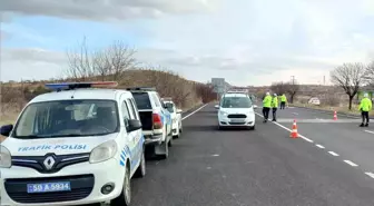 Nevşehir'de 'ihbarlı emniyet kemeri, kırmızı ışık ve cep telefonu' denetimi gerçekleştirildi