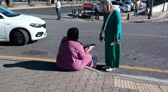Düzce Belediyesi Zabıta Ekipleri Dilencilere Operasyon Düzenledi