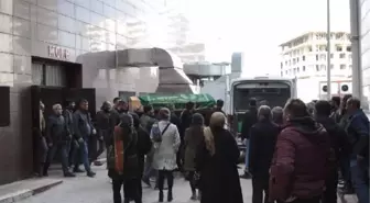 Doğum yapan eşini 17 bıçak darbesiyle öldüren adamın ilk ifadesi ortaya çıktı