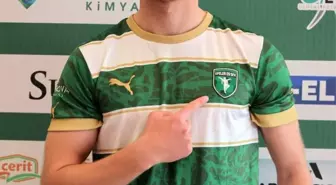 Efeler 09 SFK, Emirhan Özkan'ı transfer etti