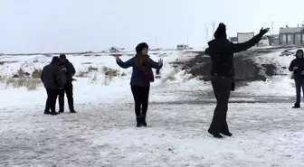 Kars'ta Çıldır Gölü'nde Kafkas Dansı ve Halay Şöleni