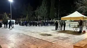 Bilecik Belediyesi Umre Ziyaretine Çay İkramında Bulundu