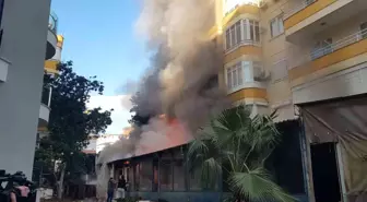 Alanya'da çıkan yangın çevre binalara sıçramadan söndürüldü