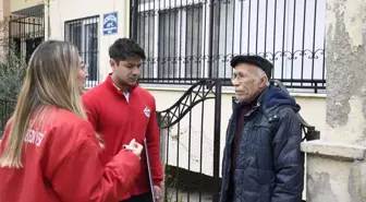 Kuşadası Belediyesi Gezici Ekip, Vatandaşları Evlerinde Ziyaret Ediyor