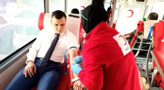 Tunceli Kaymakamı Kan Bağışında Bulundu