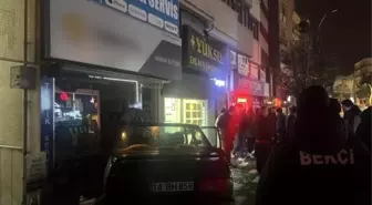 Bolu'da Alkollü Sürücüden Korkunç Kaza: 2 Dükkan Zarar Gördü