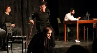 Malazgirt'te Tiyatro Etkinliği Başladı