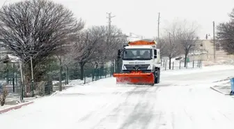 Niğde Belediyesi Karla Mücadele Çalışmalarına Başladı