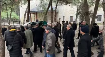 Türk Sinemasının Usta İsmi Hikmet Taşdemir Silivri'de Son Yolculuğuna Uğurlandı