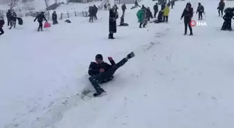 Ayder Kardan Adam Festivali'nde vatandaşlar doyasıya eğlendi