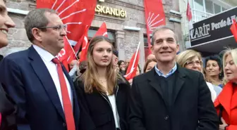 CHP Ayvalık Belediye Başkanı Mesut Ergin, halkla buluştu