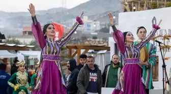 Suudi Arabistan'da Gimem Uluslararası Dağ Gösteri Sanatları Festivali Düzenlendi