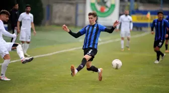 Karacabey Belediyespor, Bucaspor'u 1-0 Mağlup Etti