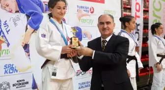 Ümitler Türkiye Judo Şampiyonası Konya'da başladı