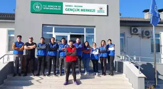 Denizli Buldan'da Gençlik Merkezi'nde Ücretsiz Kurslar Veriliyor