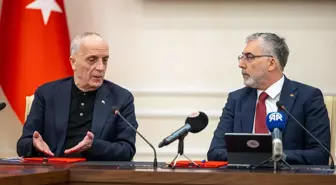 Çalışma ve Sosyal Güvenlik Bakanlığı ile sendikalar arasında kamu toplu iş sözleşmeleri ek protokolü imzalandı