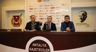 Anadolu Ajansı Antalya Bölge Müdürlüğü ekibinden 2 gazeteci ödül kazandı